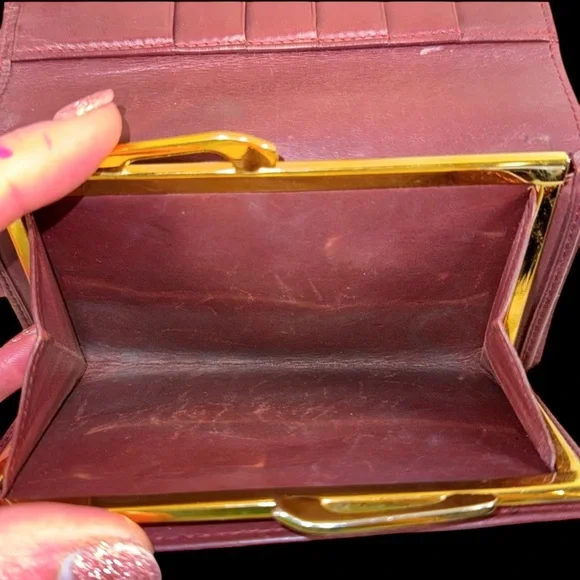 Cartier Trifold Snap Button Wallet with Kiss-Lock - Picture 12 of 16